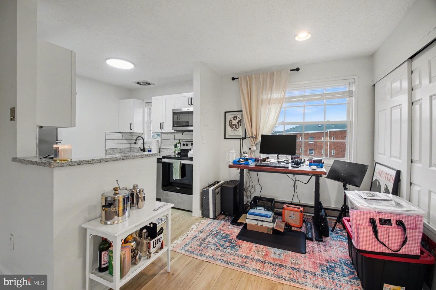 1632 W Abingdon Drive #302 photo 8