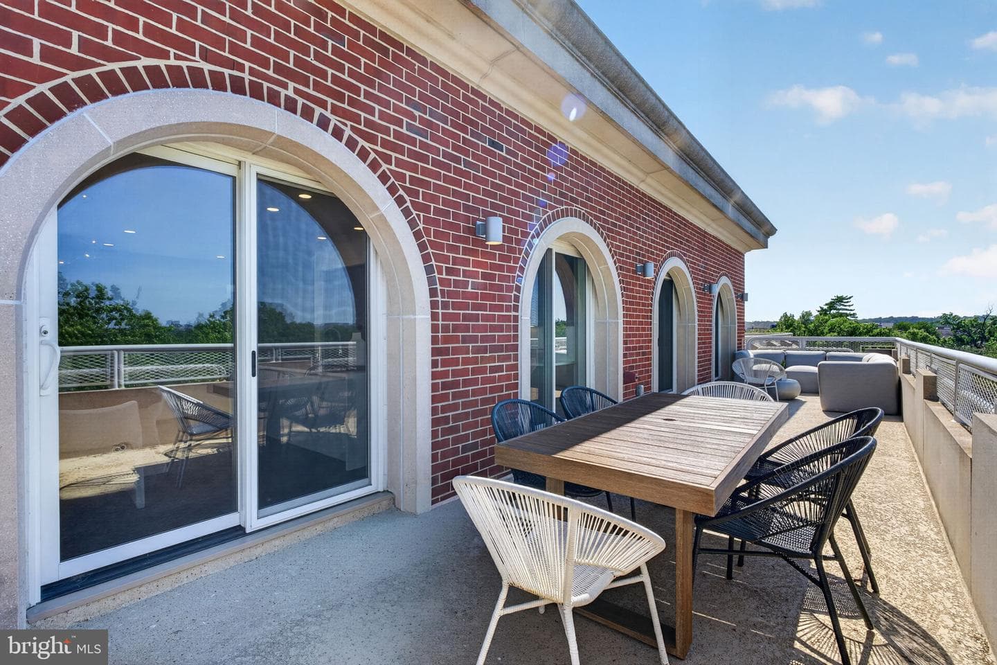 625 Slaters Lane #402 photo 14