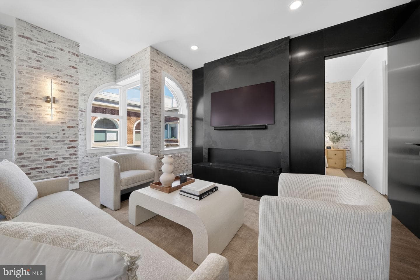 625 Slaters Lane #402 photo 16
