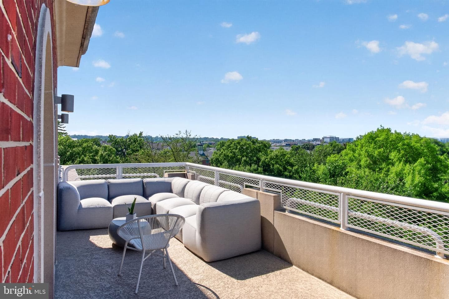 625 Slaters Lane #402 photo 34