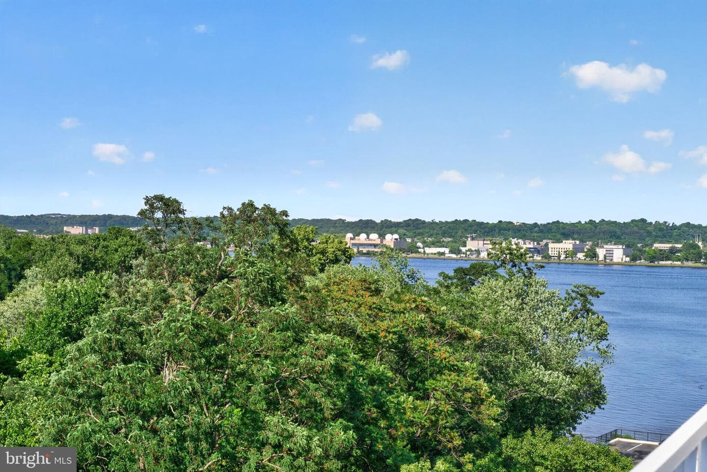 625 Slaters Lane #402 photo 35