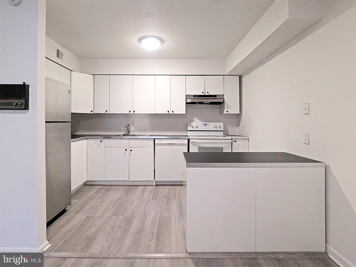 6141 Edsall Road #b photo 8