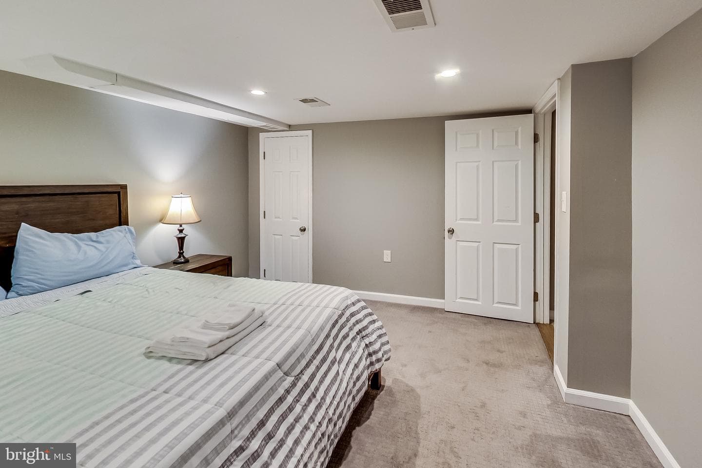 5635 Fillmore Avenue photo 36