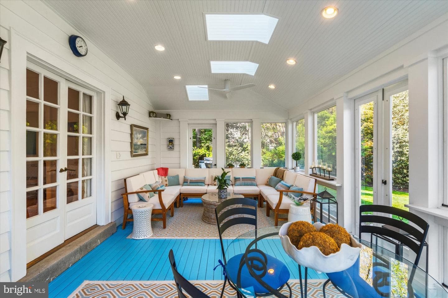 305 Mansion Drive photo 63