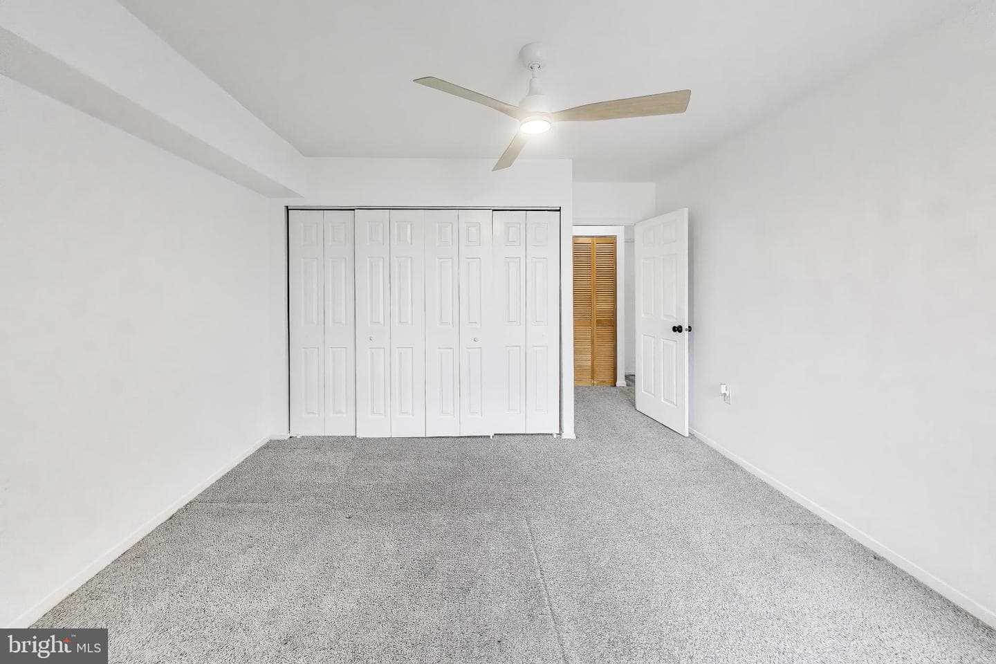 5250 Valley Forge Drive #107 photo 17