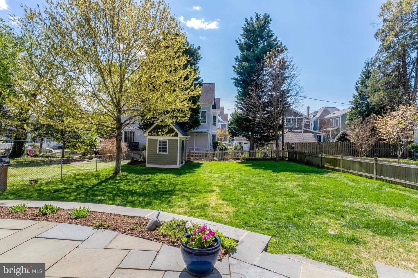 102 W Mason Avenue photo 67