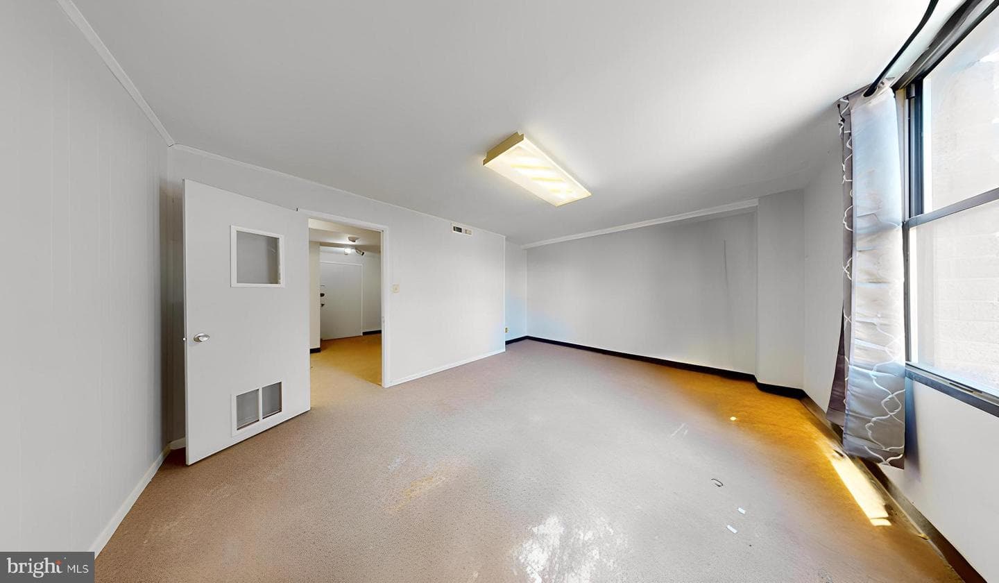 4600 Duke Street #419 / 420 photo 14