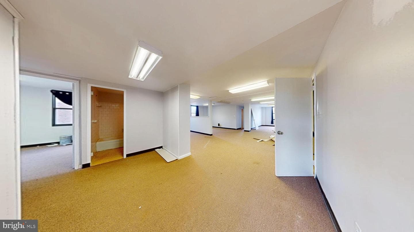 4600 Duke Street #419 / 420 photo 22