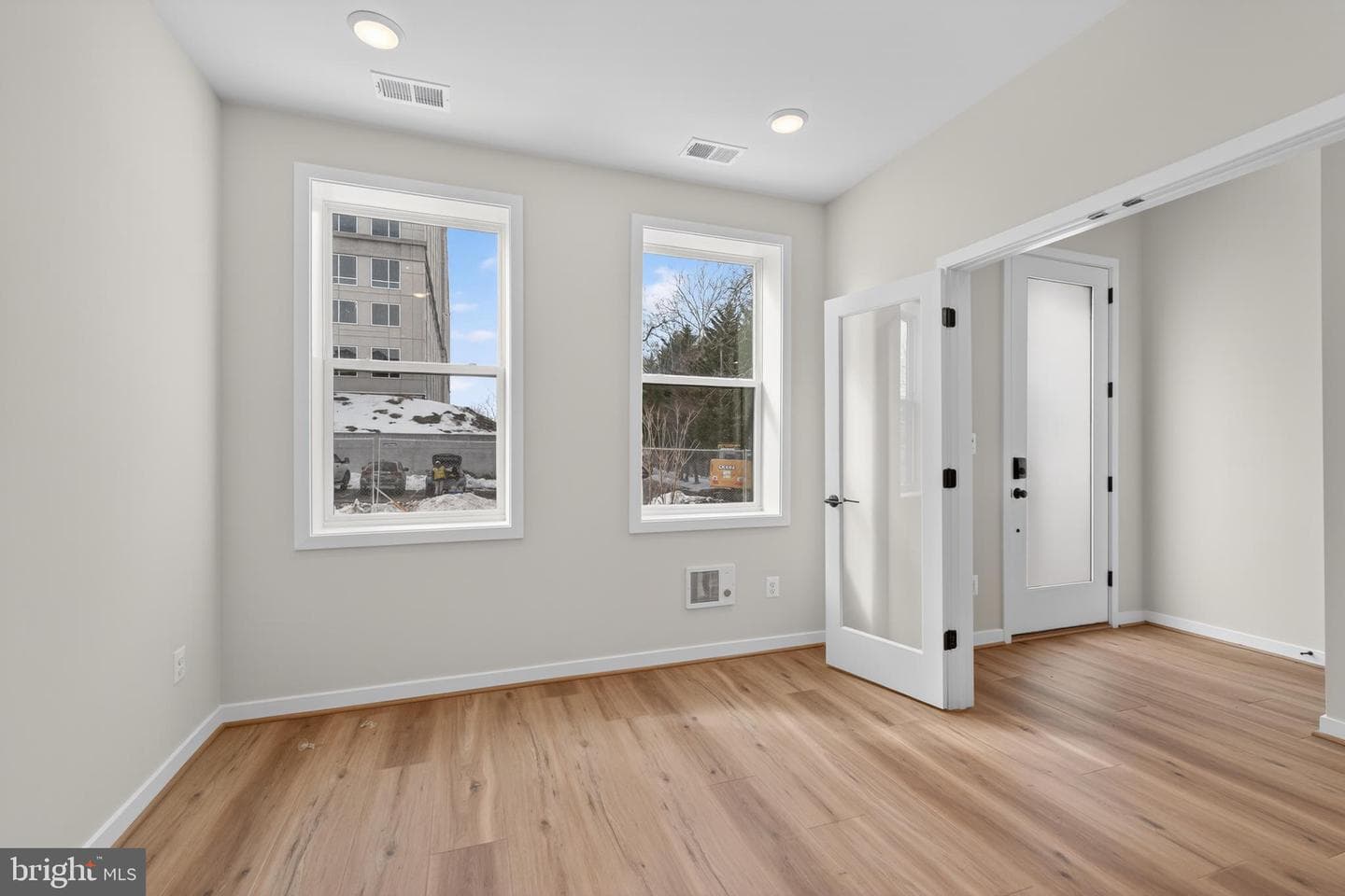 146 Pepperell Street photo 15