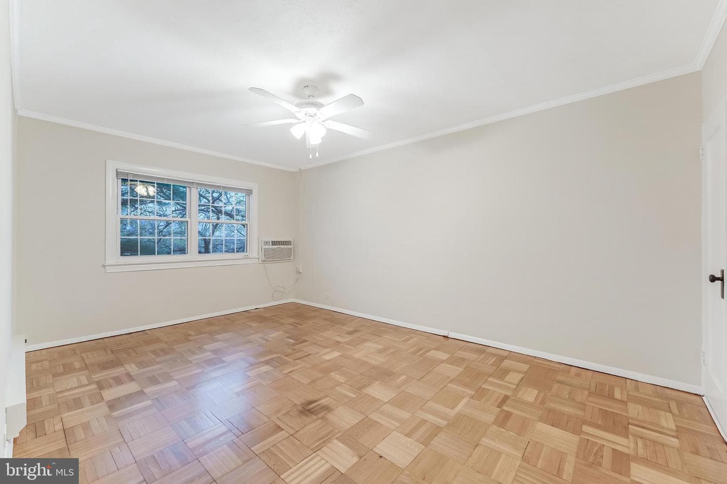 3228 Wellington Road photo 17