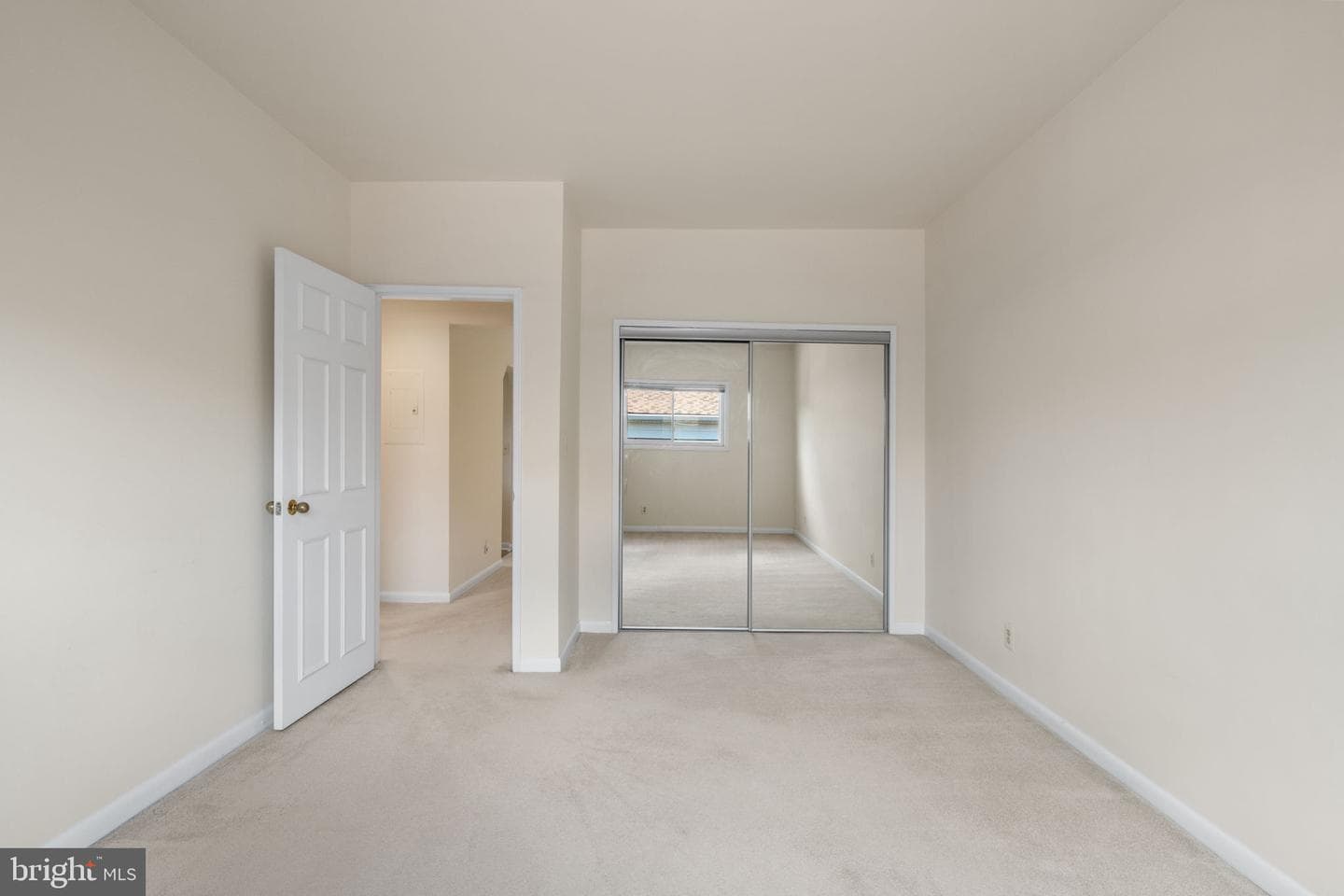 205 Skyhill Road #8 photo 22