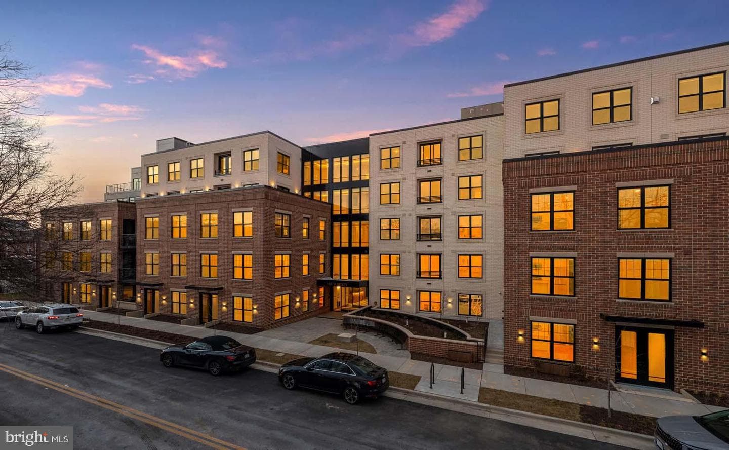 811 N Columbus Street #307, Alexandria