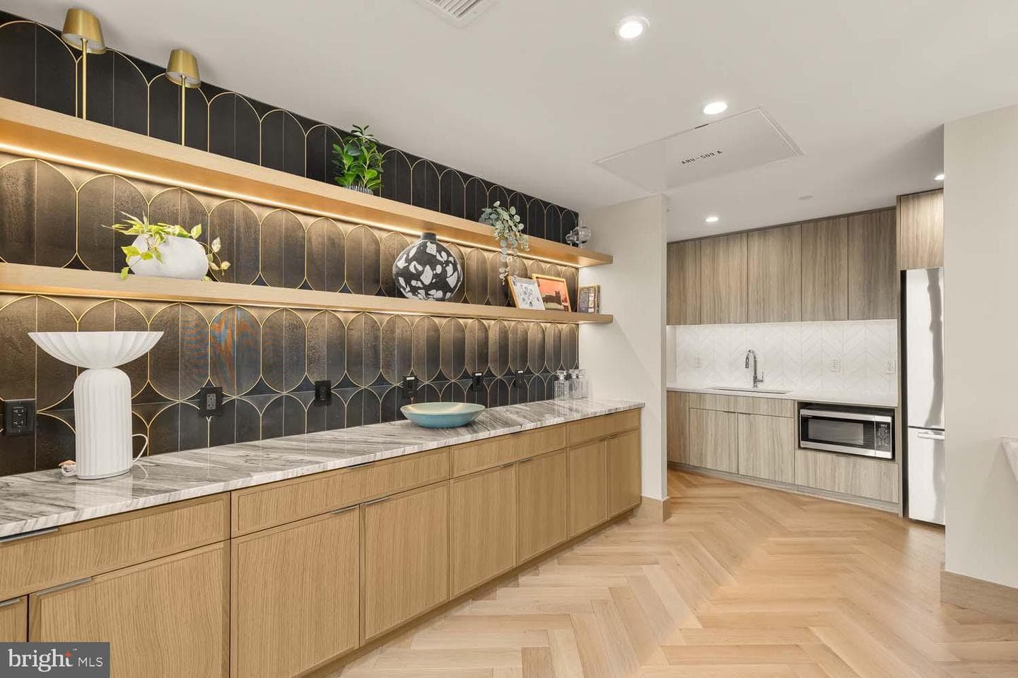 811 N Columbus Street #307 photo 11