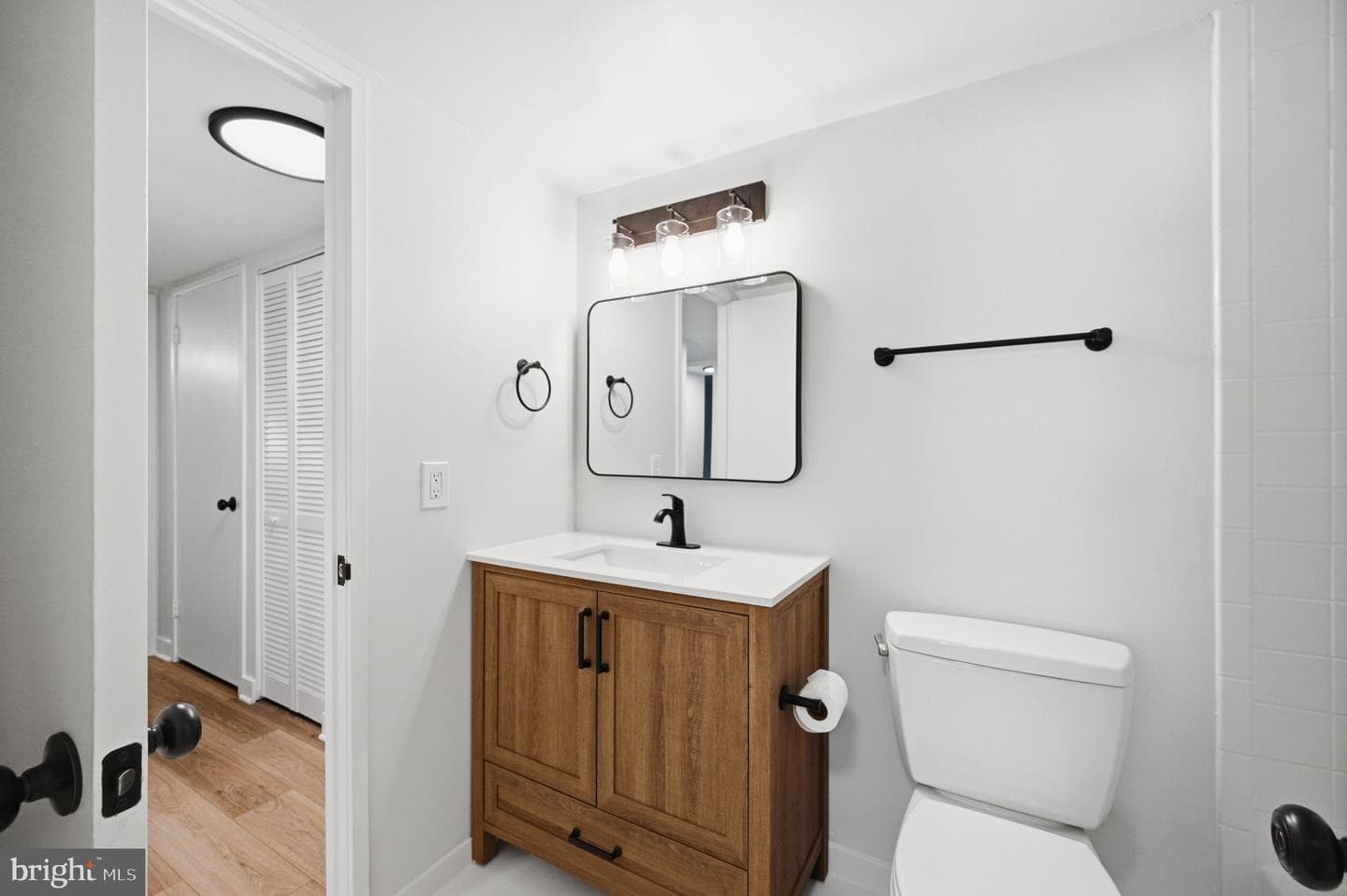5180 Maris Avenue #101 photo 35