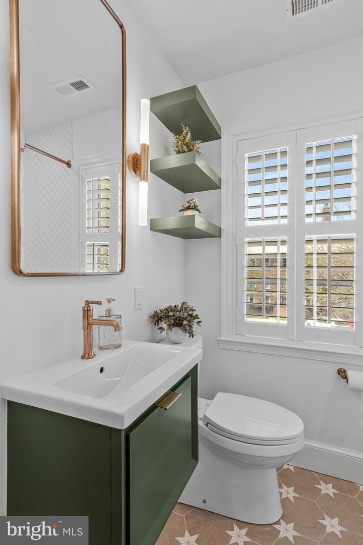 816 S Pitt Street photo 60