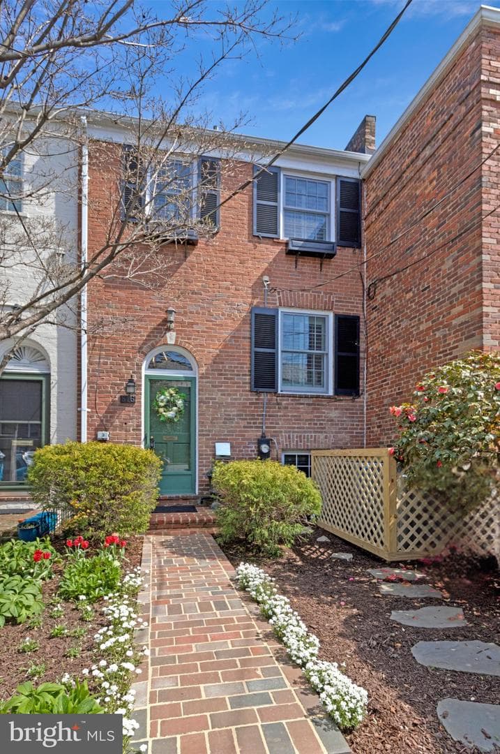 816 S Pitt Street photo 82