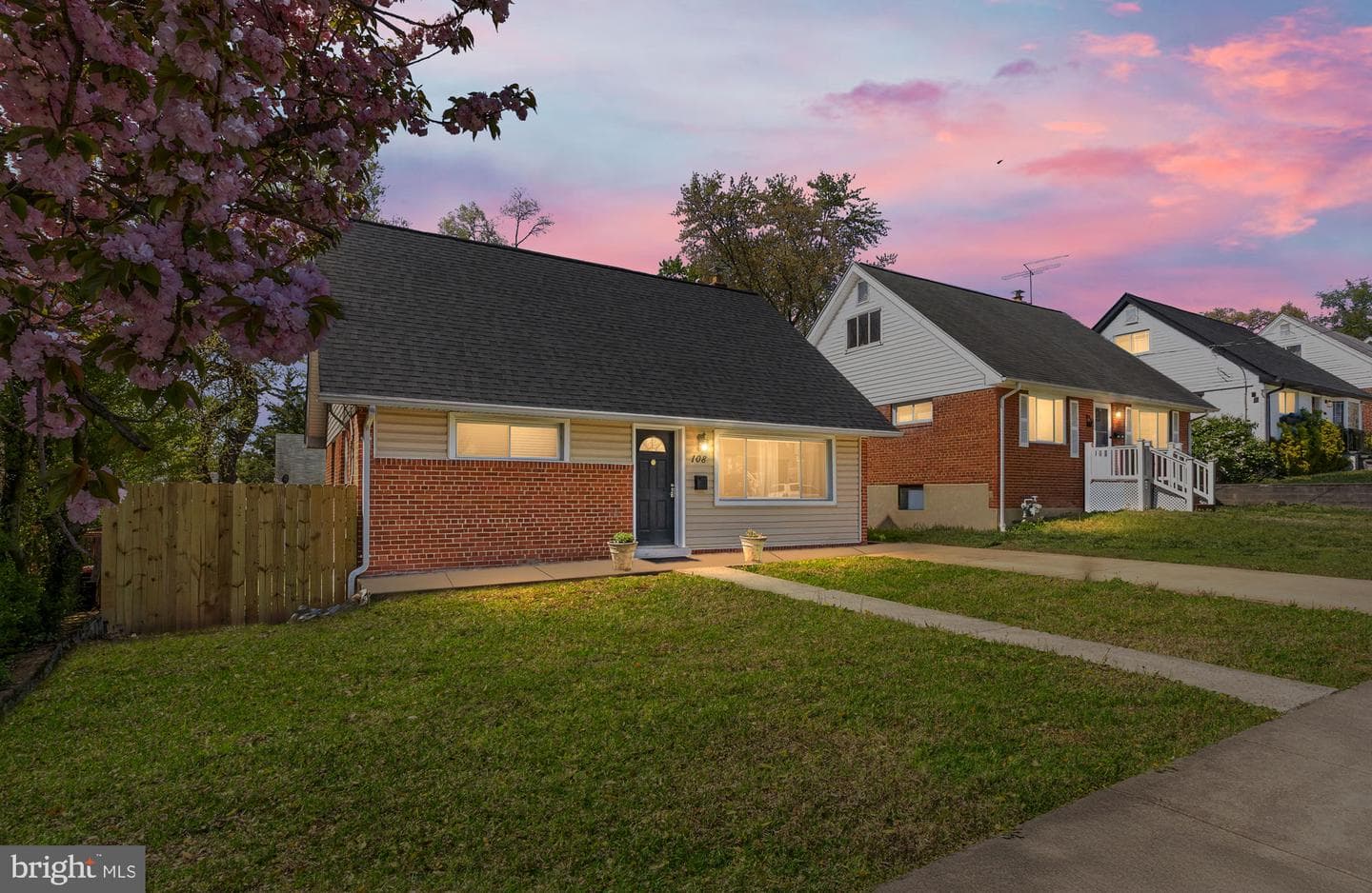 108 N Gladden Street photo 3