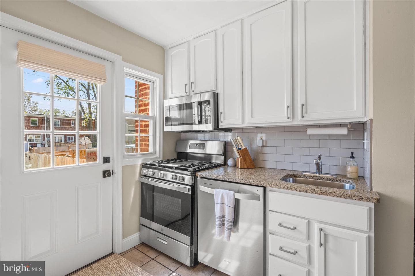 509 E Windsor Avenue #a photo 13