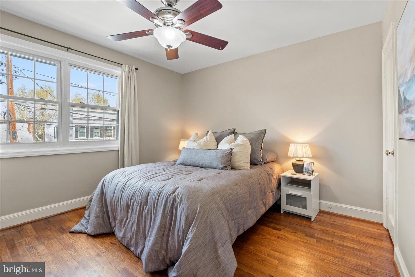 509 E Windsor Avenue #a photo 16