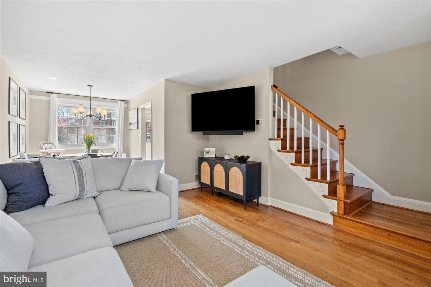 509 E Windsor Avenue #a photo 9