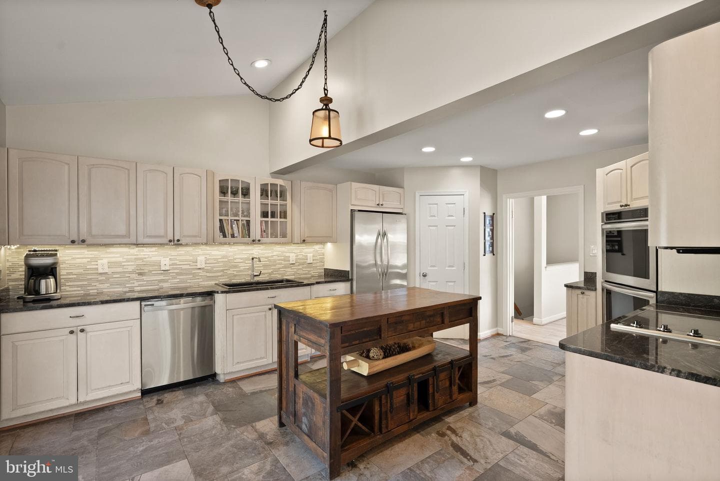 3012 Russell Road photo 11