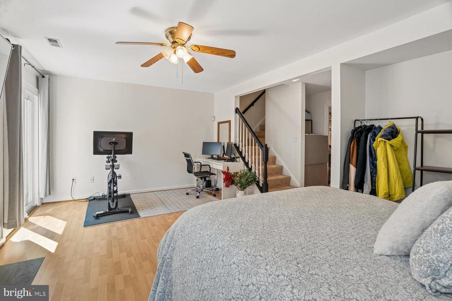 3919 Charles Avenue photo 45