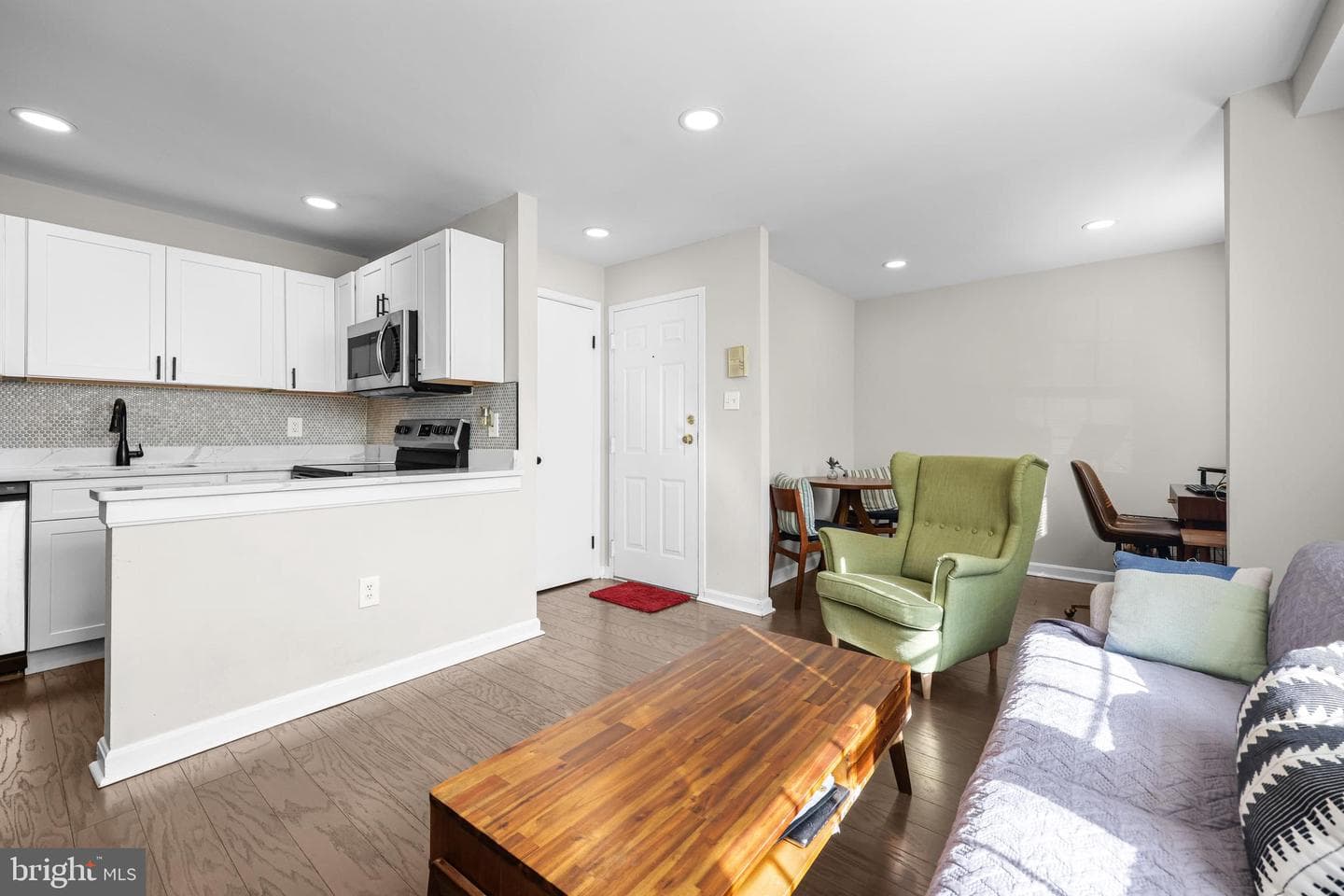 1707 Dewitt Avenue #c photo 3