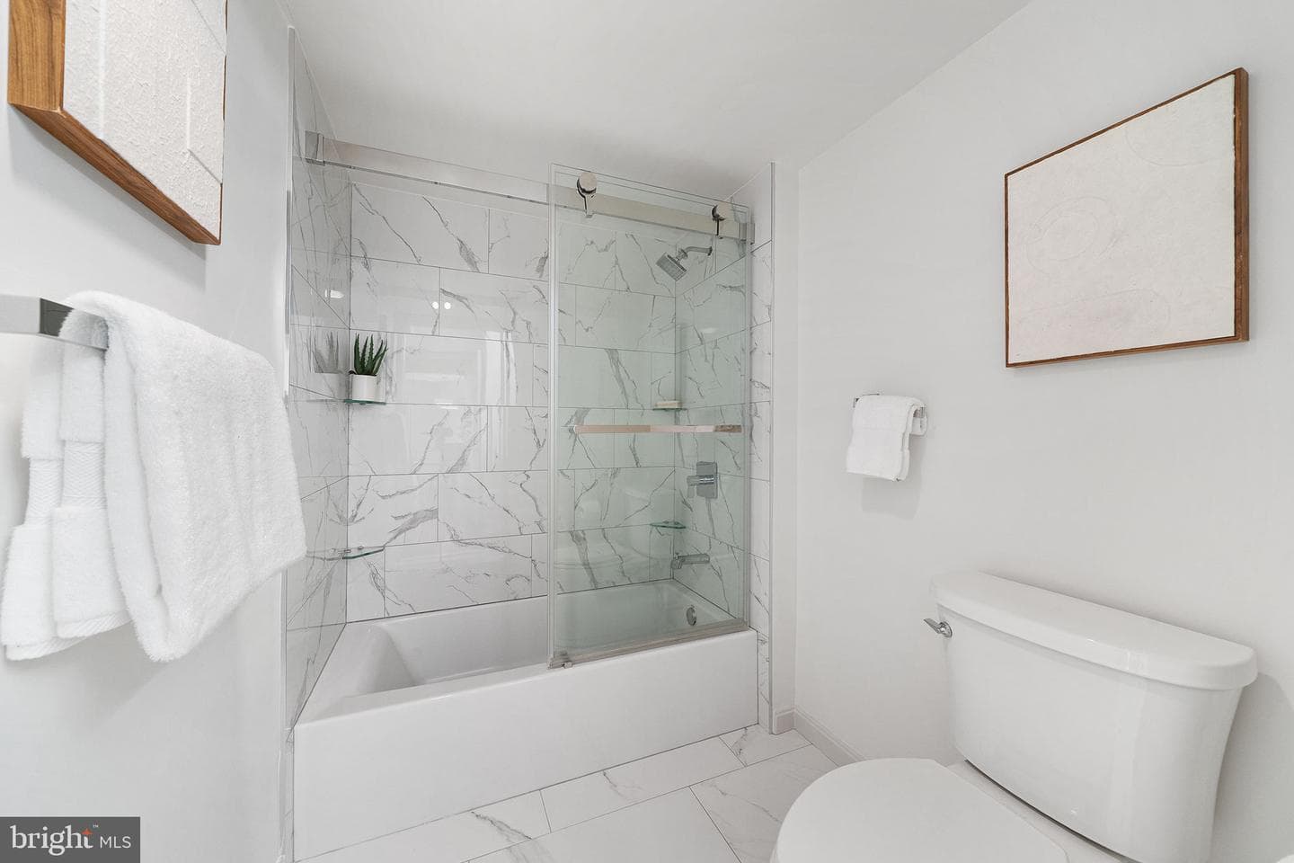 2181 Jamieson Avenue #1002 photo 31