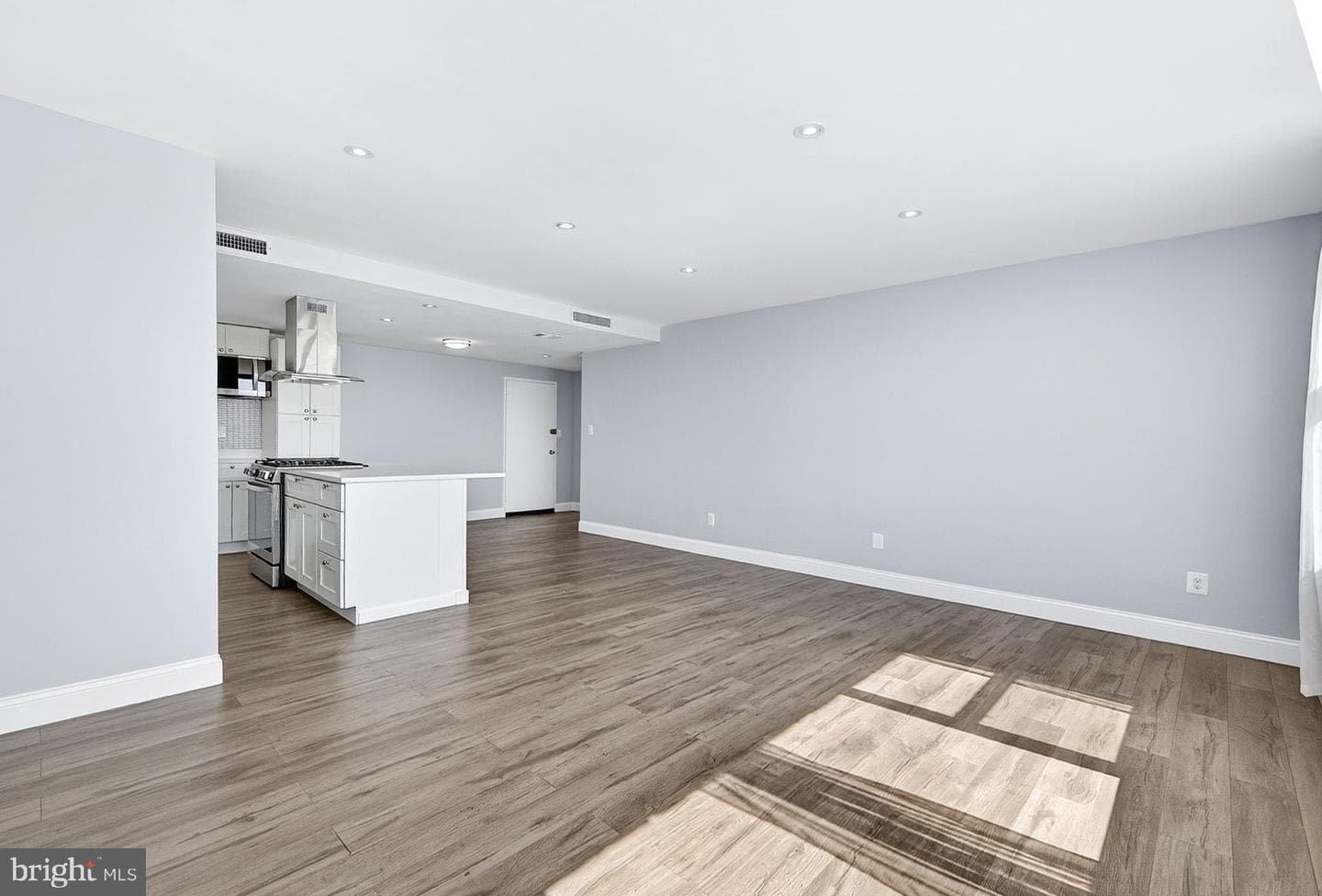 4600 Duke Street #426 photo 17