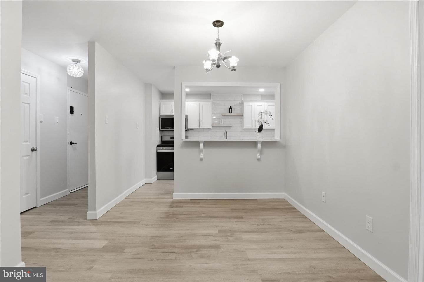 509 N Armistead Street #103 photo 7