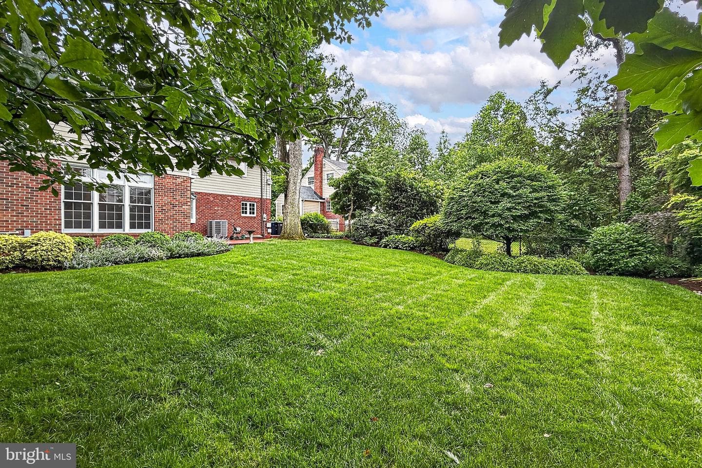 809 Enderby Drive photo 57