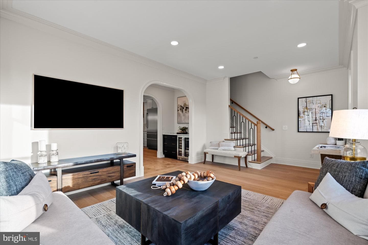 1330 Cameron Street photo 9