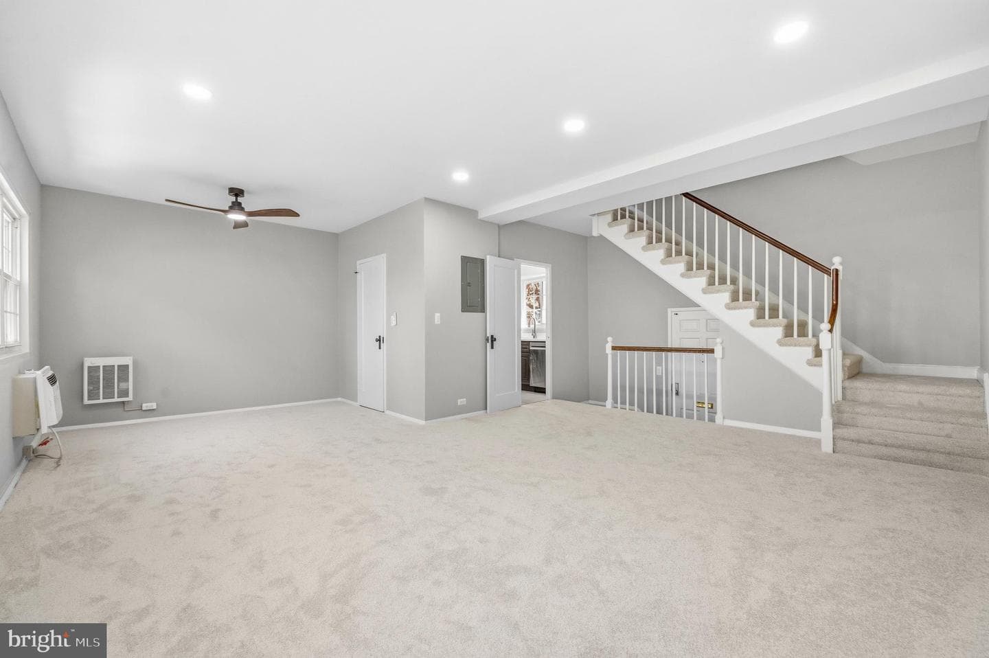 3721 Lyons Lane photo 11