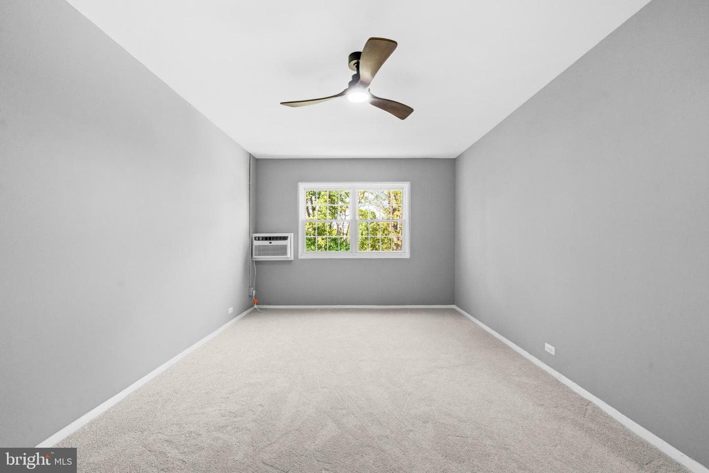 3721 Lyons Lane photo 17