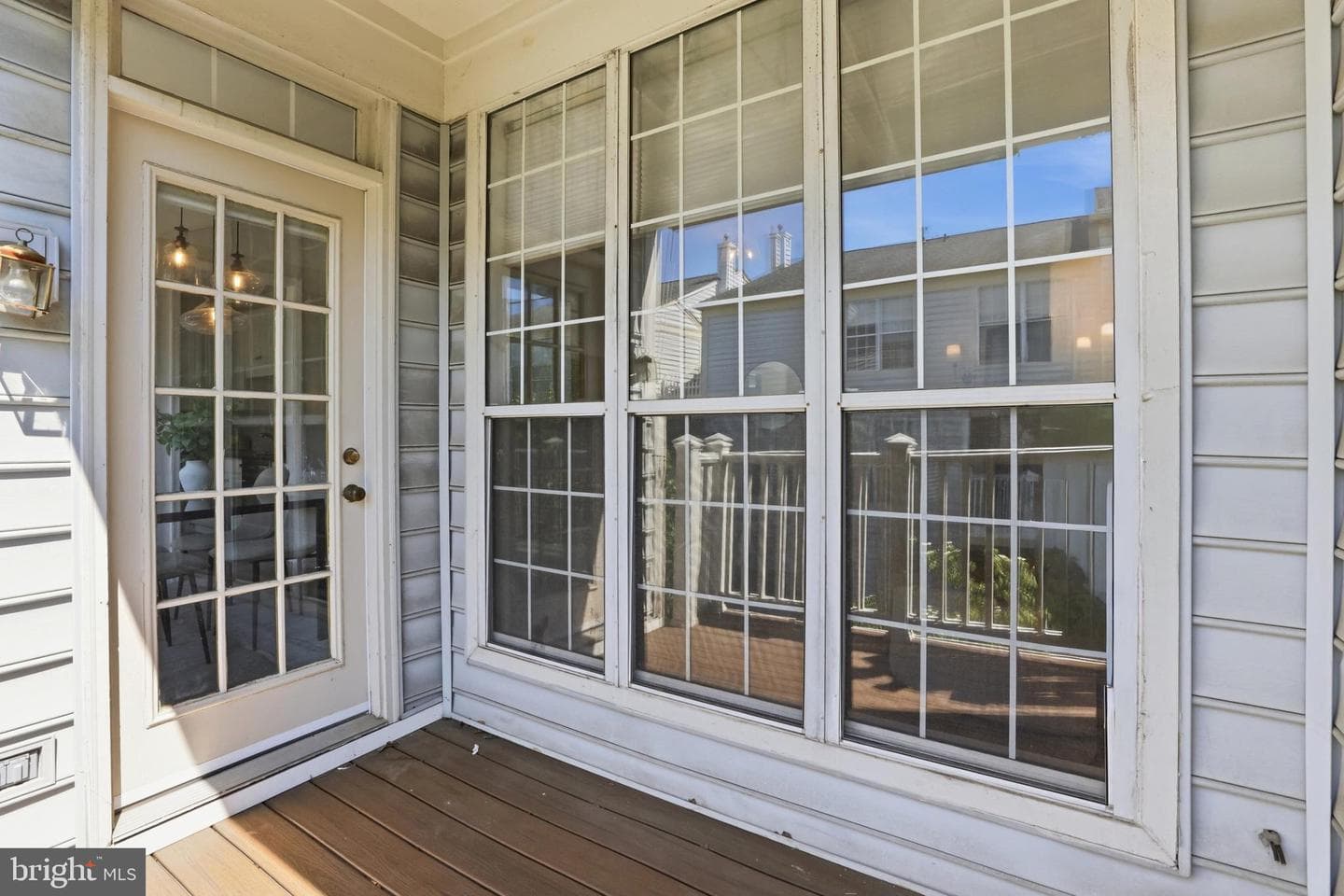 1734 Kingsgate Court #302 photo 10