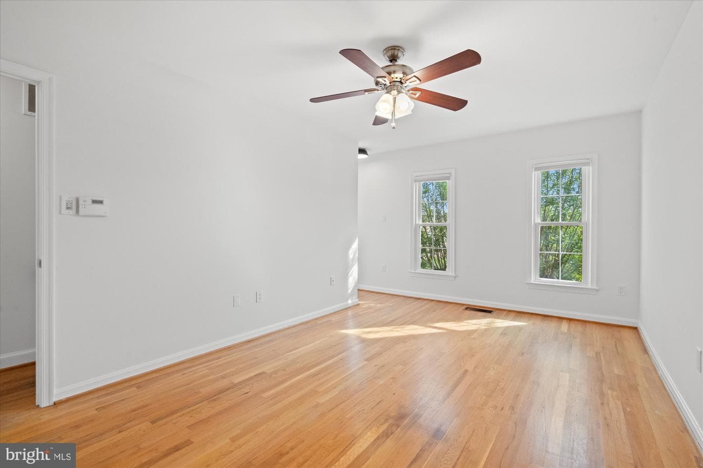 5431 Richenbacher Avenue photo 22