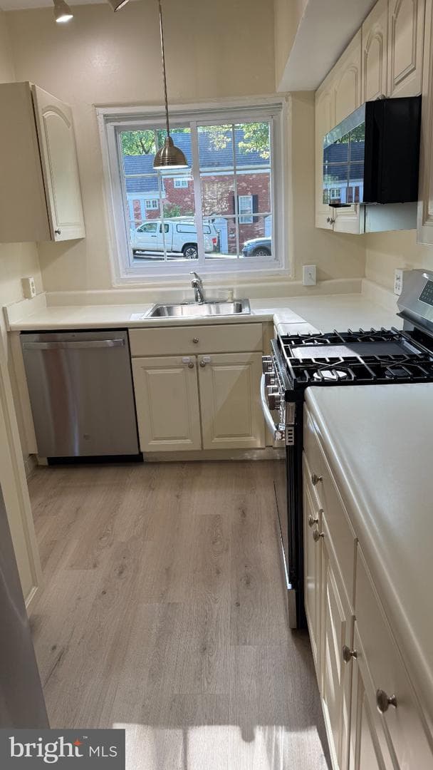 3539 Martha Custis Drive photo 19