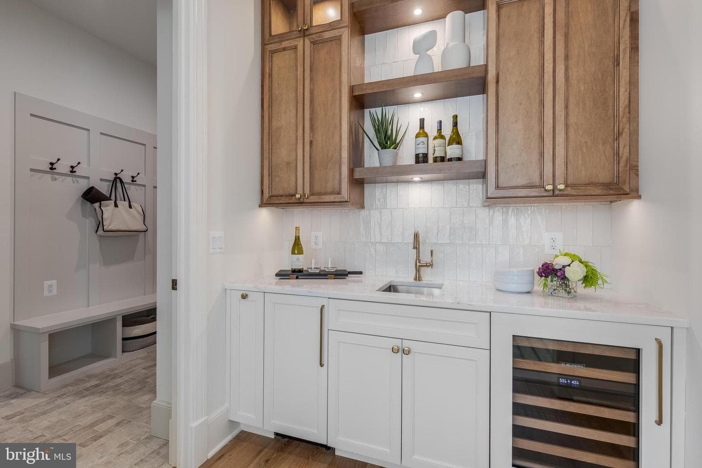 1231 N Pickett Street photo 8