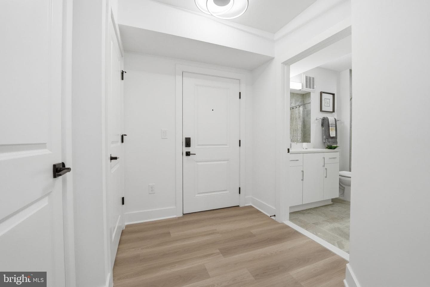 701 N Henry Street #312 photo 26