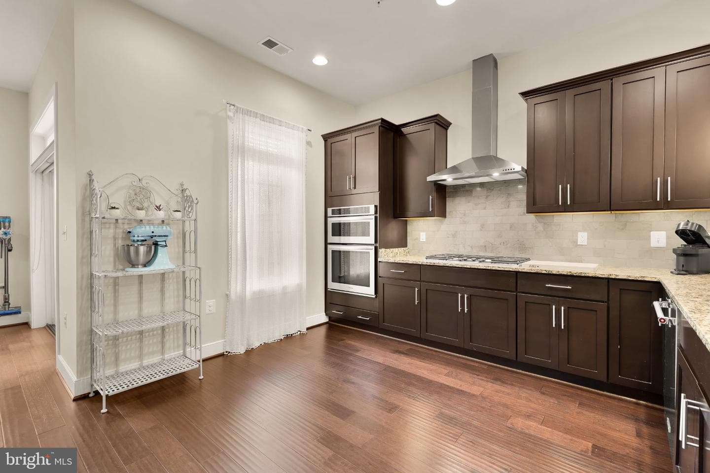 1426 Van Valkenburgh Lane photo 10