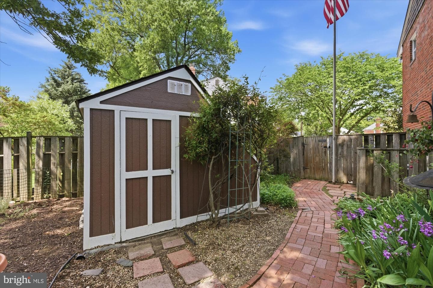 2905 Maplewood Place photo 57