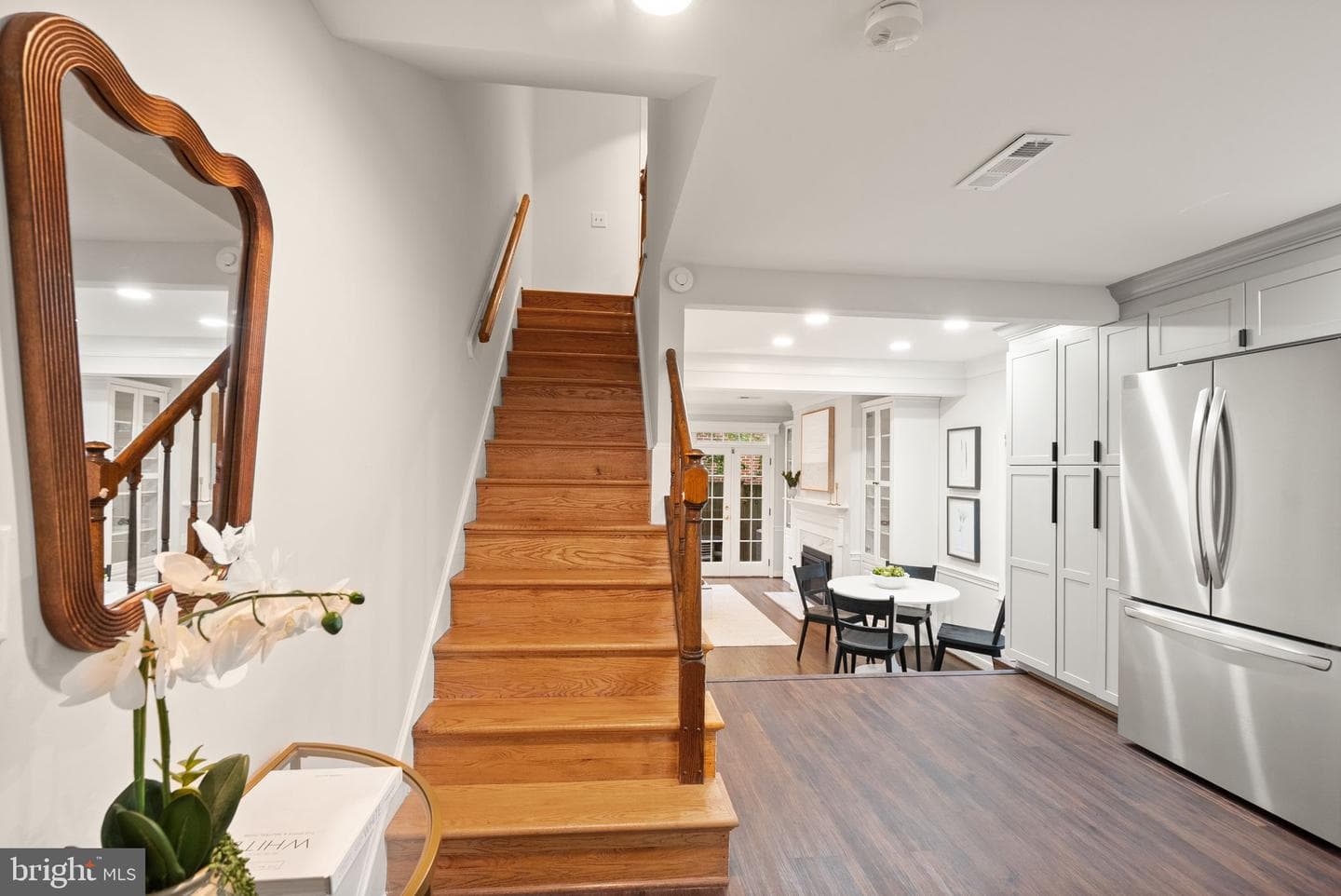 1242 Michigan Court photo 11