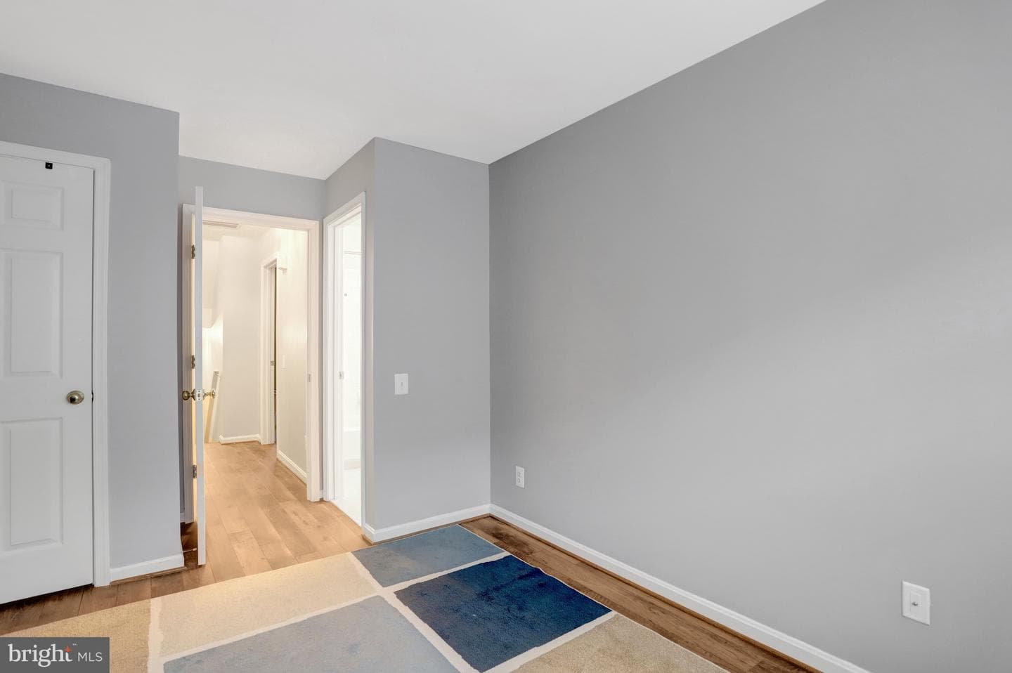 6043 Riddle Walk photo 16