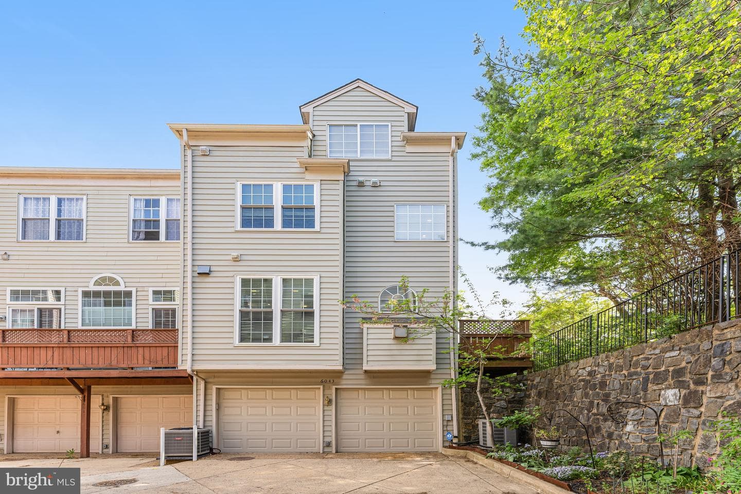 6043 Riddle Walk photo 46