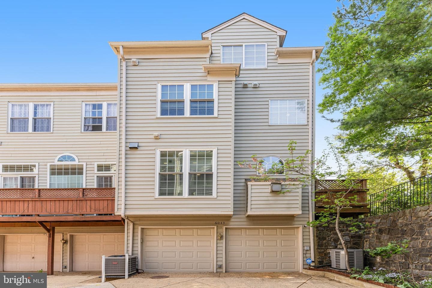 6043 Riddle Walk photo 48