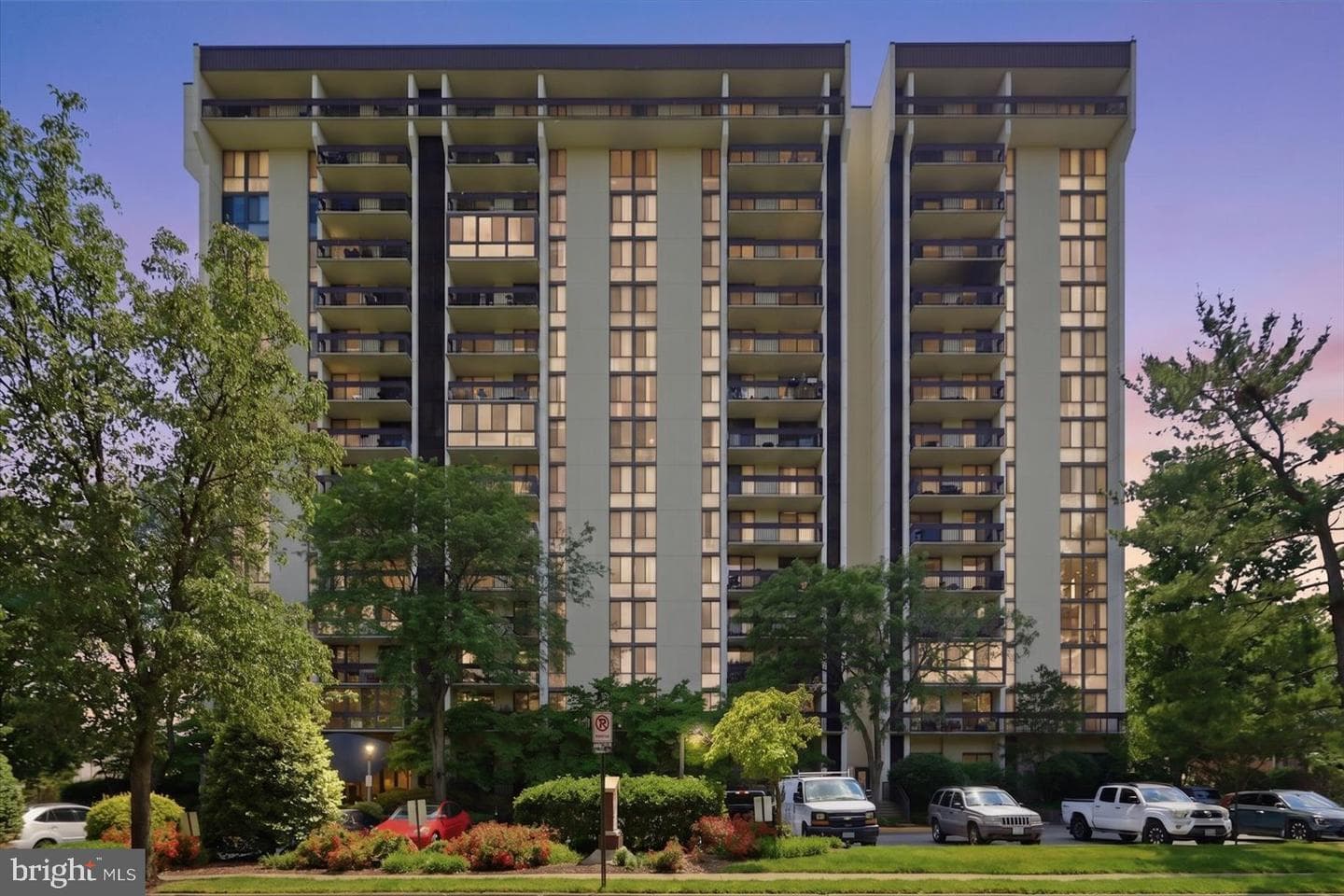 5300 Holmes Run Parkway #1418, Alexandria