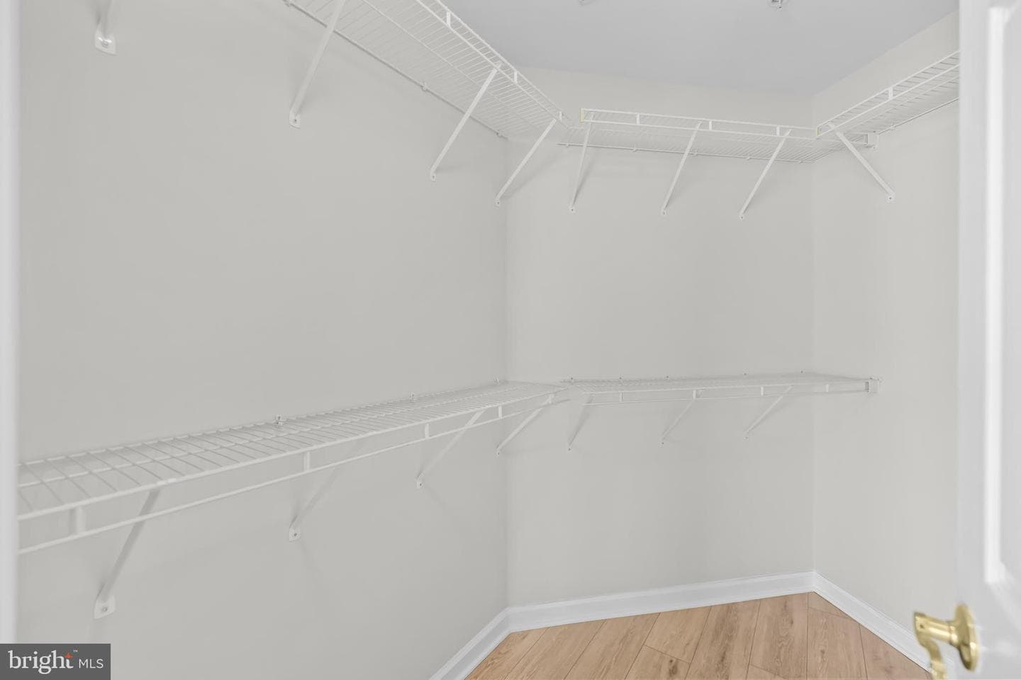 5071 Kilburn Street photo 39