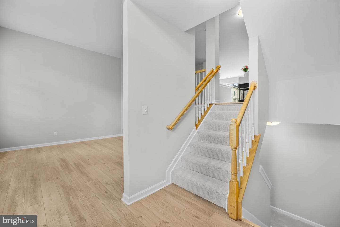 5071 Kilburn Street photo 4