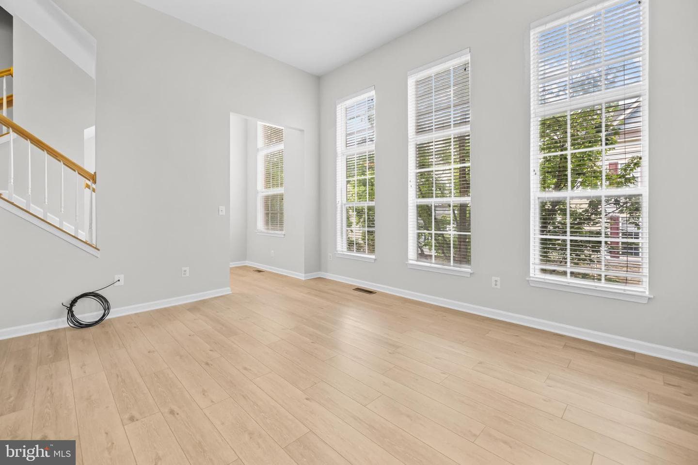 5071 Kilburn Street photo 7