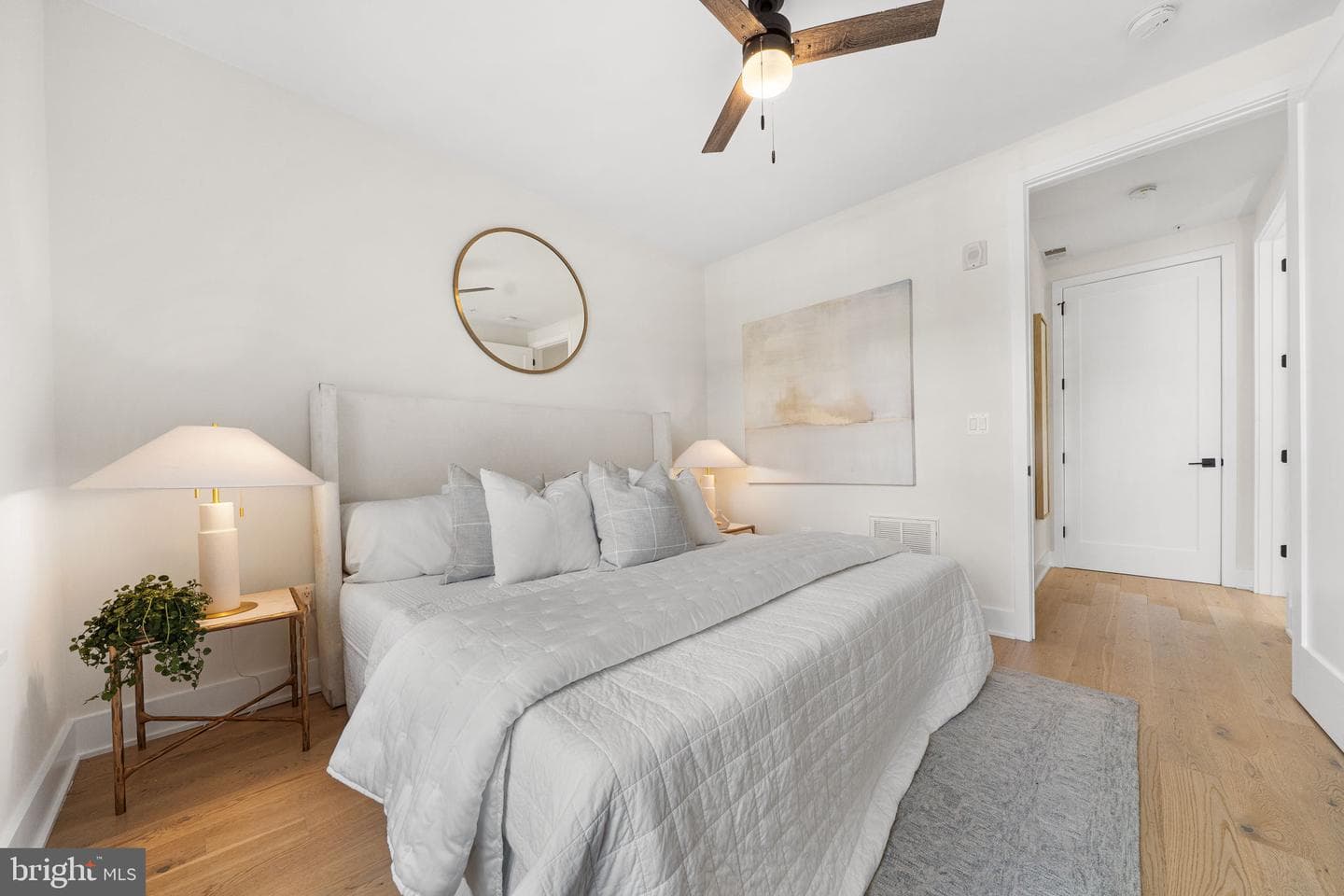 521 N Washington Street #101 photo 18